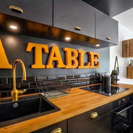 Amman Studio Avec Terrasse Au Coeur Du Village Impressionniste أوفيرس سور واز المظهر الخارجي الصورة