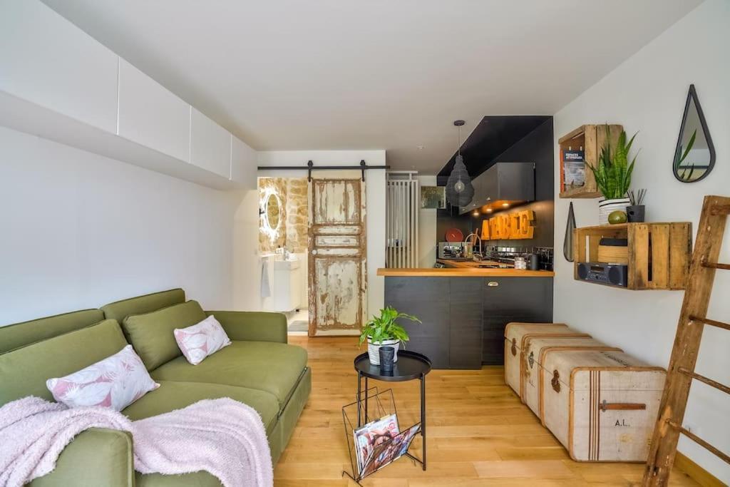 Amman Studio Avec Terrasse Au Coeur Du Village Impressionniste أوفيرس سور واز المظهر الخارجي الصورة
